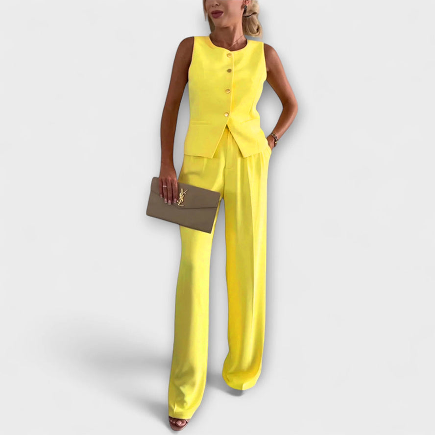 Wilhelmina – Elegancki komplet bez rękawów z topem i spodniami