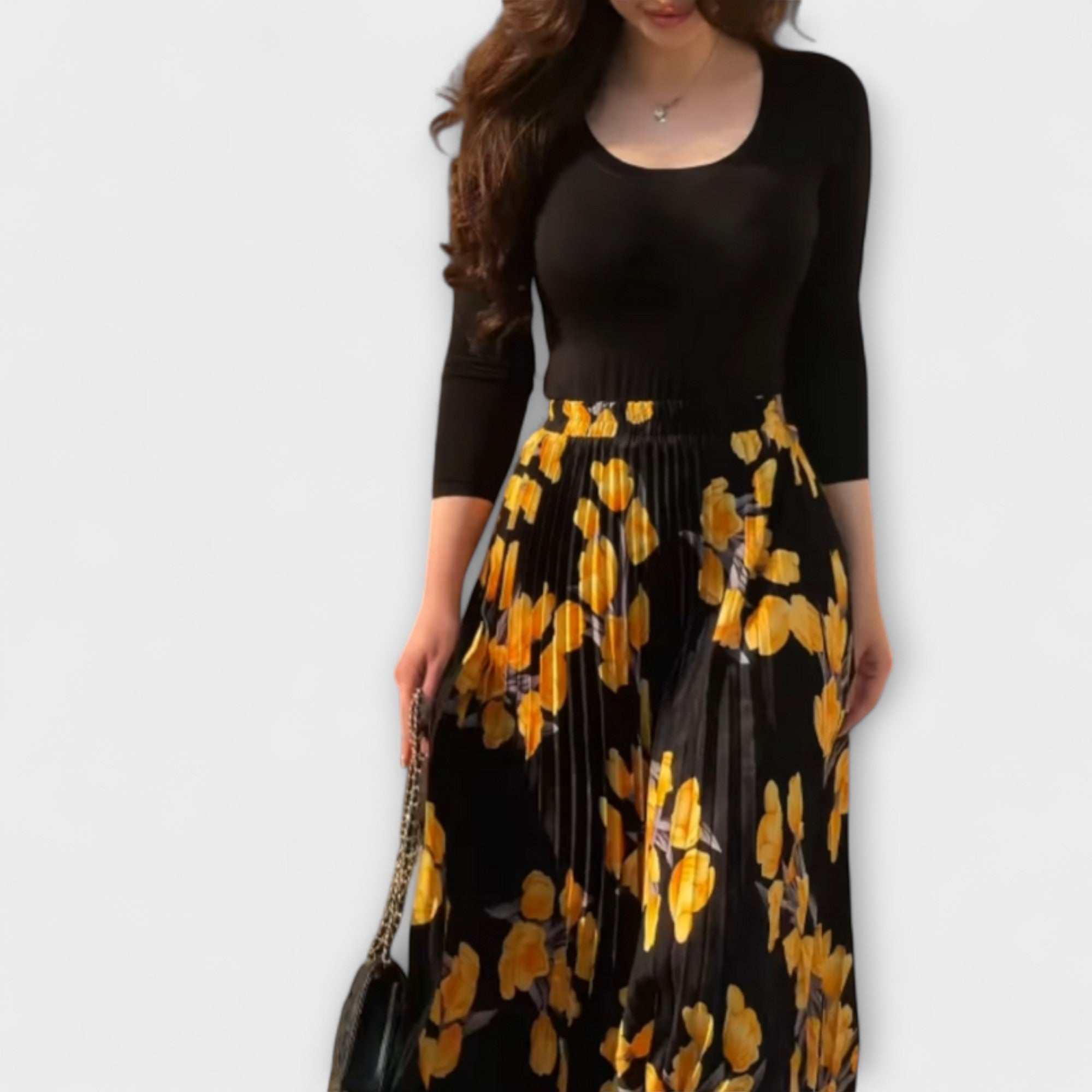 Violette – Zestaw Plisowana Spódnica w Kwiaty i Top