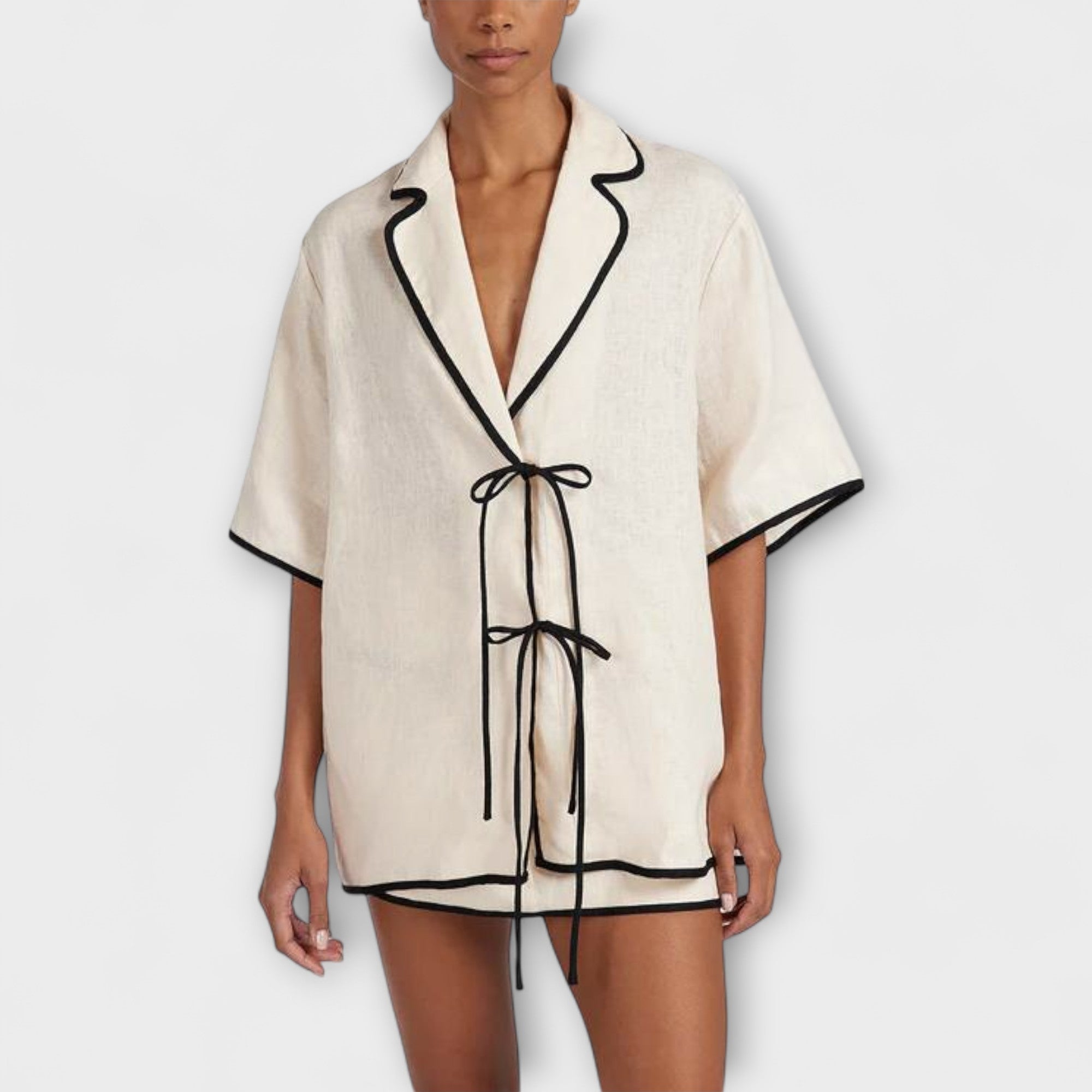 Grace – Elegancki czarny komplet ze spódnicą