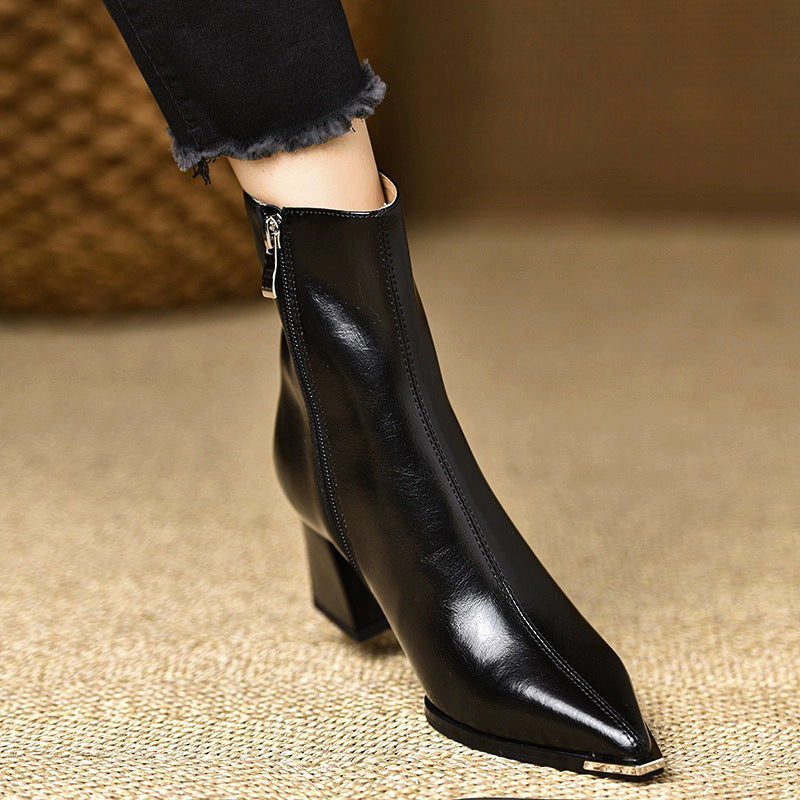 Livia – Skórzane Botki na Słupku