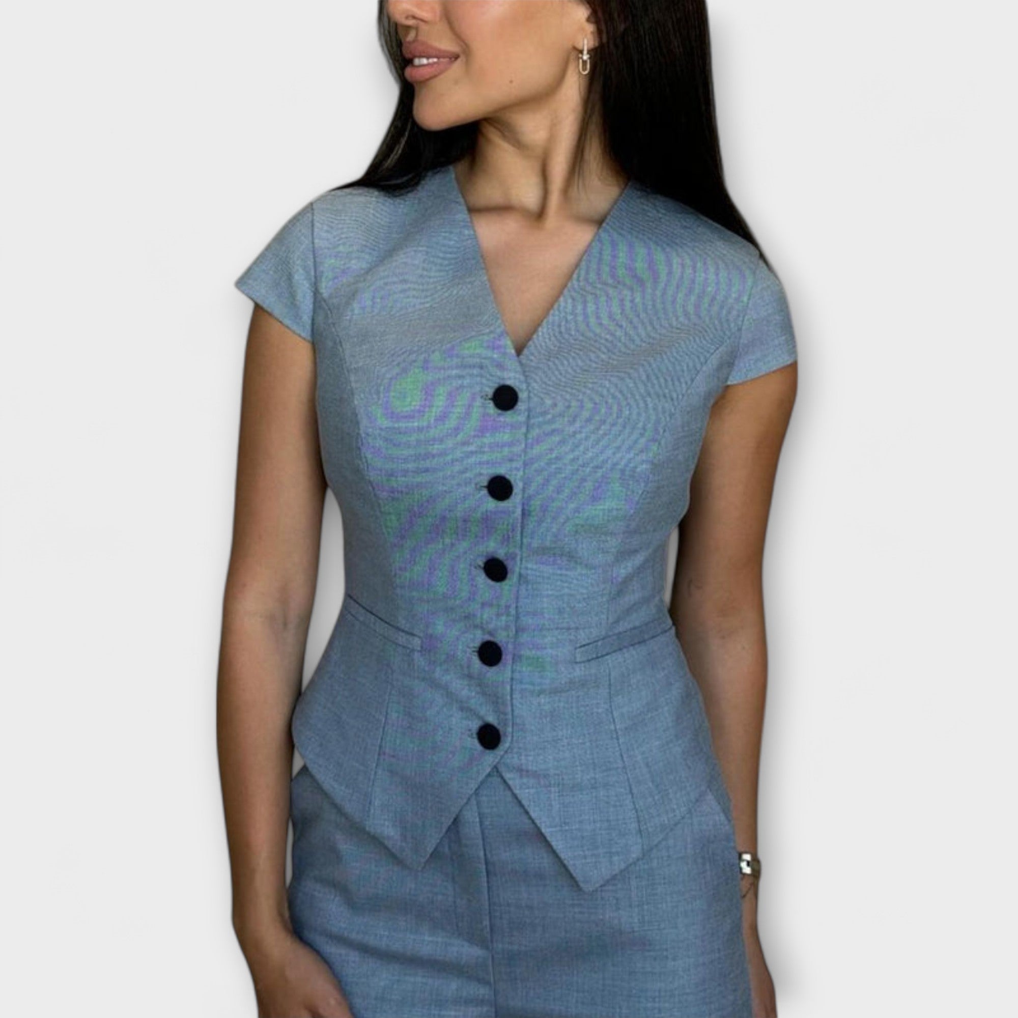 Ivy – Stylowy komplet z topem V-neck i spodniami