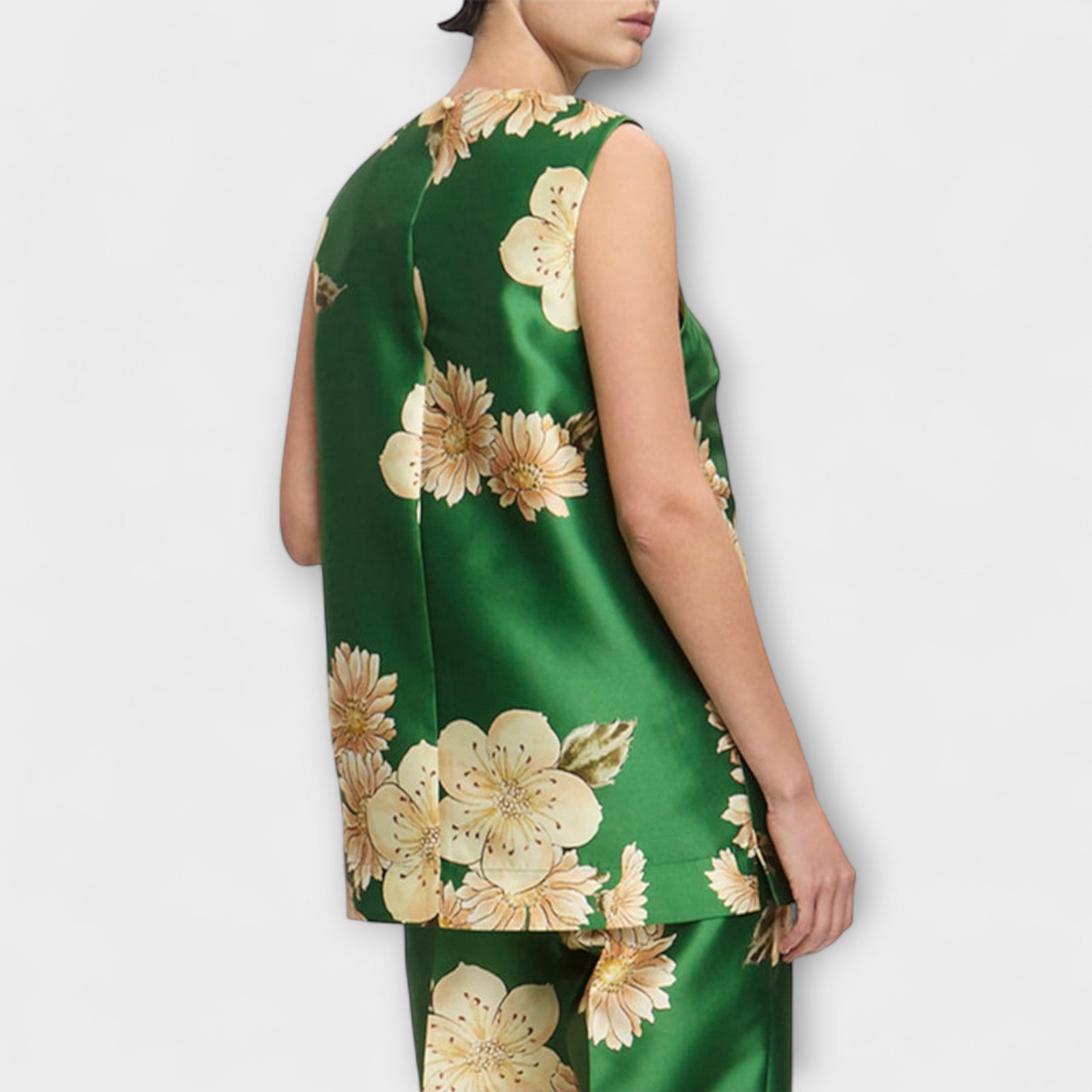 Clea – Szałwiowy Bezrękawnik z Eleganckimi Spodniami