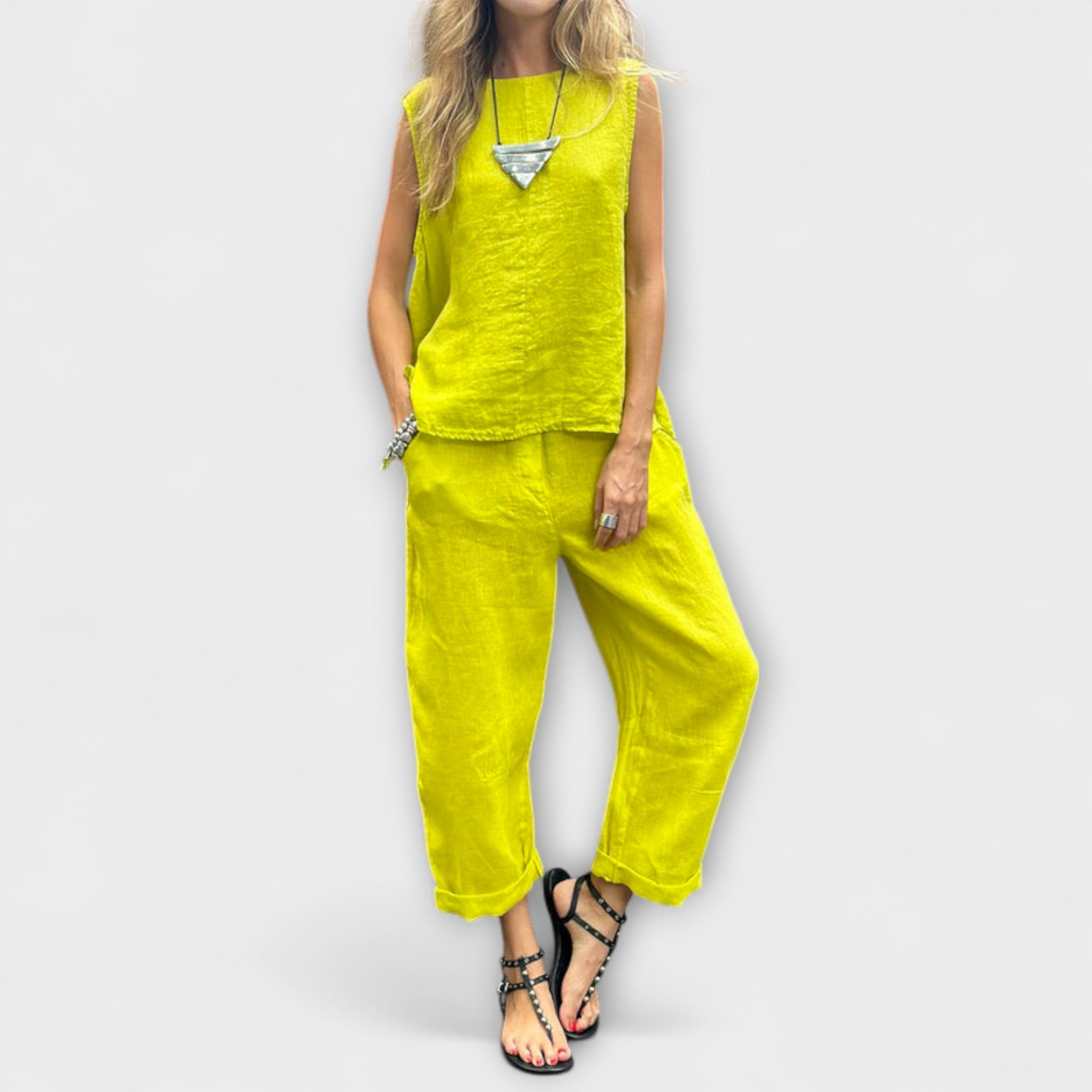 Jennifer – Komfortowy Zestaw z Bawełny i Lnu na Ciepłe Dni