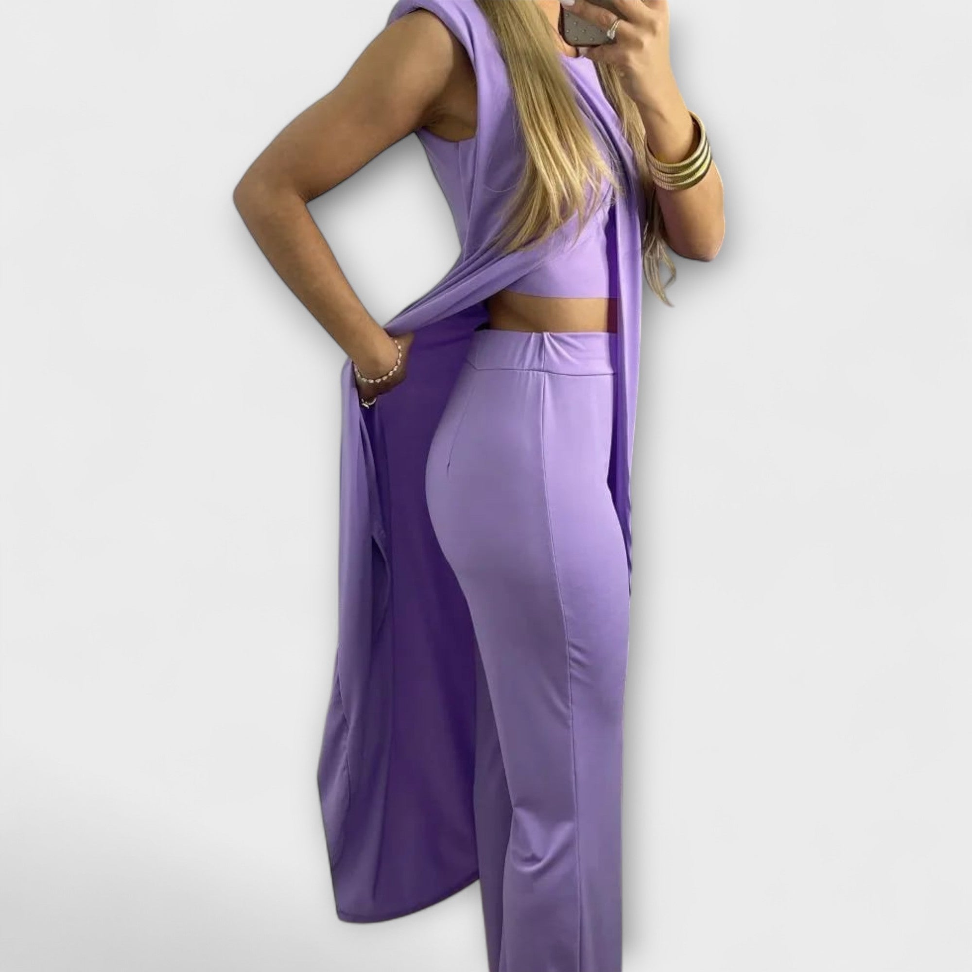 Fally – Stylowy i wygodny komplet na każdą okazję