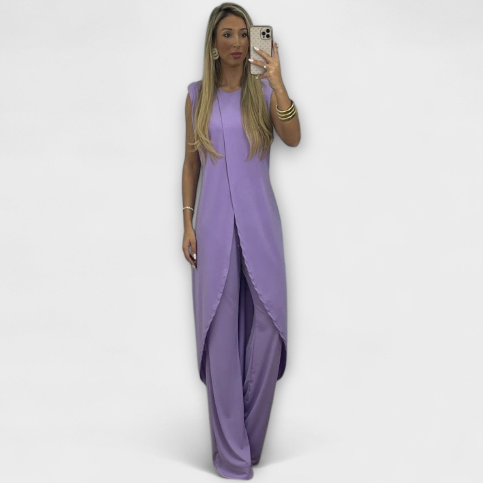 Fally – Stylowy i wygodny komplet na każdą okazję