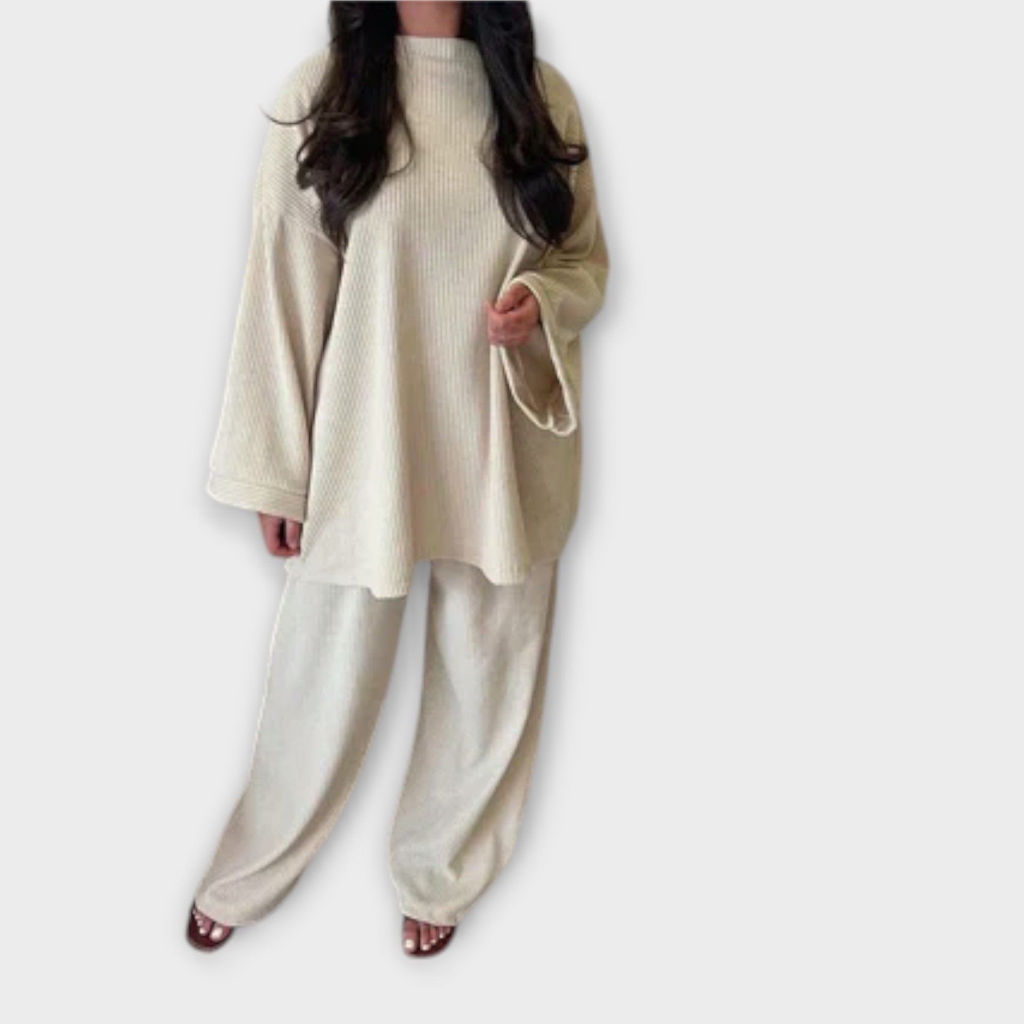 Ingrid – Dzianinowy Zestaw Oversize w Prążki